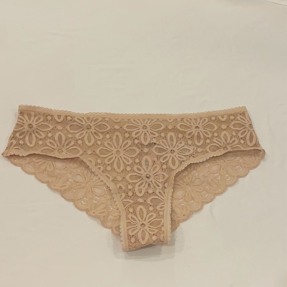 NEW WITH TAGS VICTORIA’S SECRET SIZE XS 2 PACK OF LACE AMD SATIN PANTIES - Picture 2 of 9